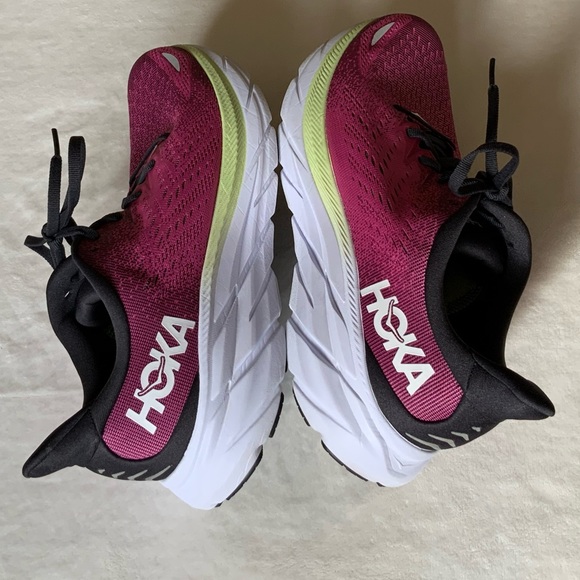 HOKA Clifton 08 Women's Road Running Shoe - Picture 10 of 15